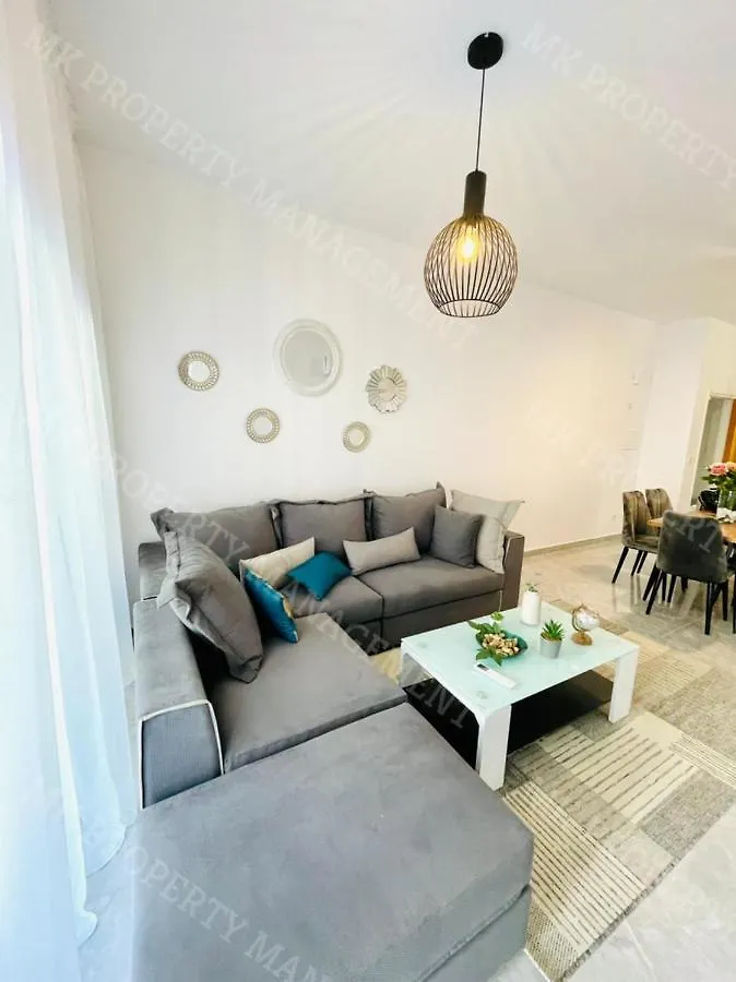 Coastal Getaway Apartment Larnaca